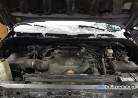 2012 Toyota Tundra Limited 5.7L V8 z USA, uszkodzony, nr VIN 5TFHW5F11CX226932